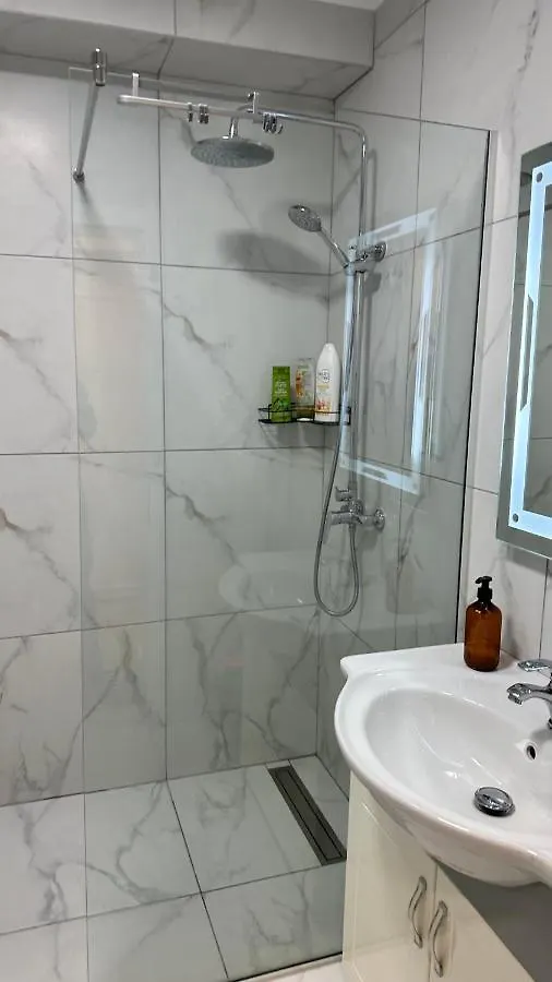 Johana Blloku Apartment In Amazing Location! تيرانا